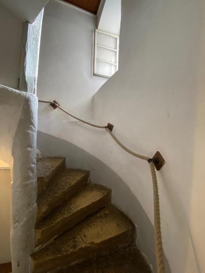 Vivez Un Conte De Fee Dans La Piece Ronde D'Une Tour Medievale Porrentruy Exterior photo